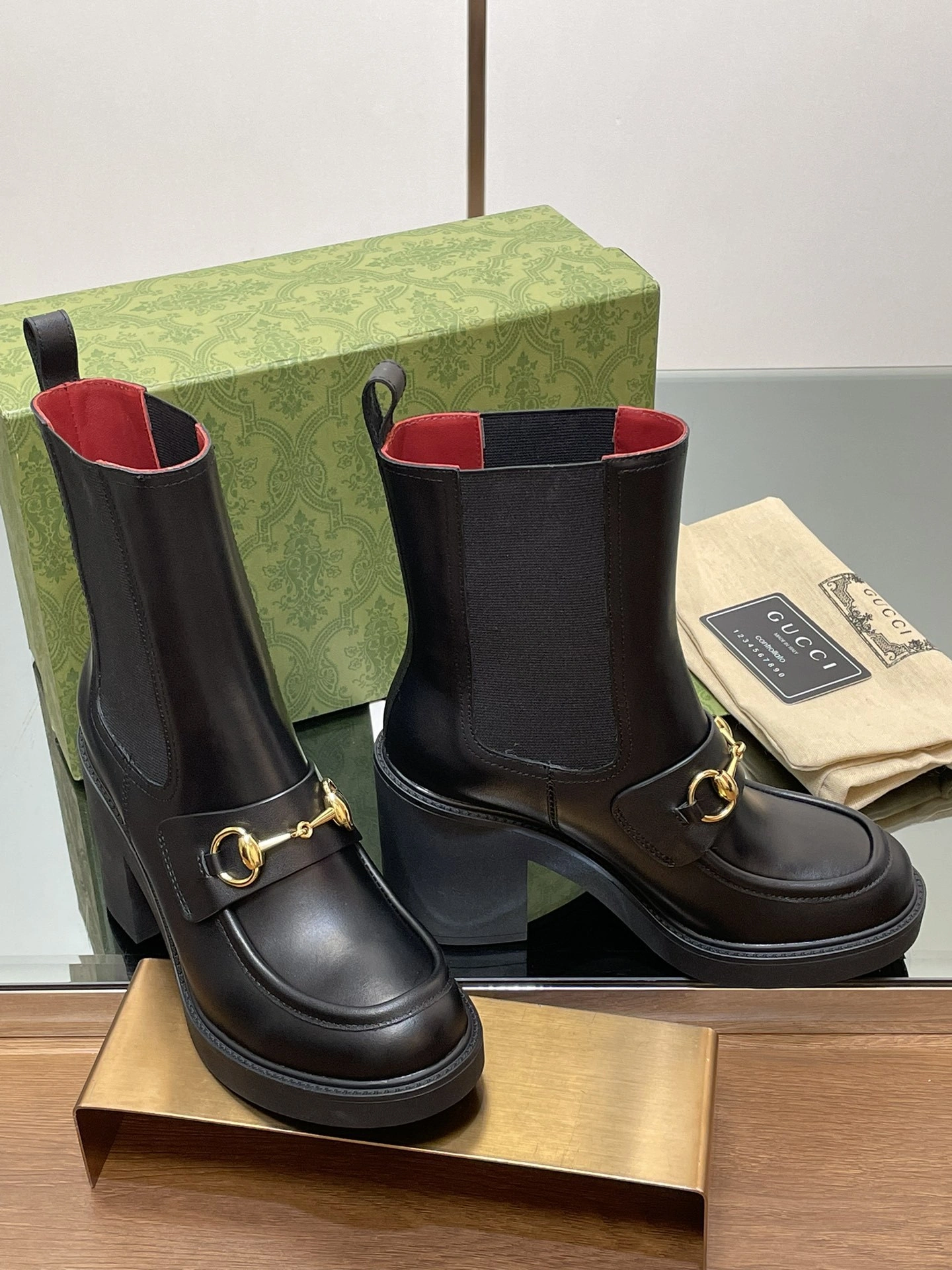 COCO-- 6u33i 816617 AAEGK 1000 Calfskin Heel height：9CM Waterproof：2.5CM item:D-X150L2516